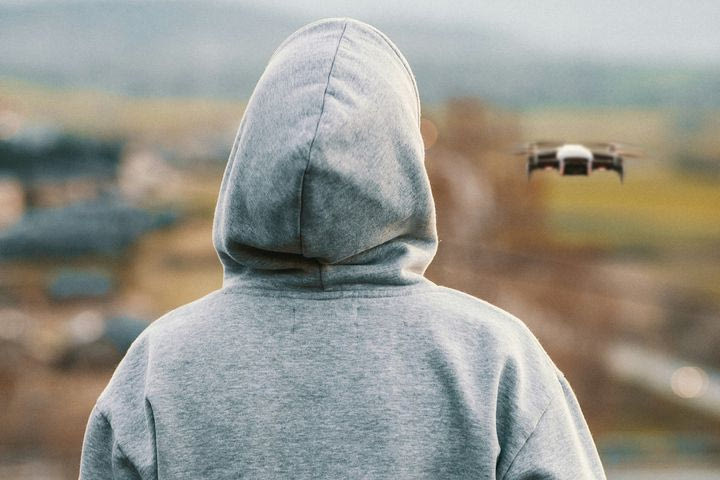 Μπλούζες και hoodies σε προσφορά