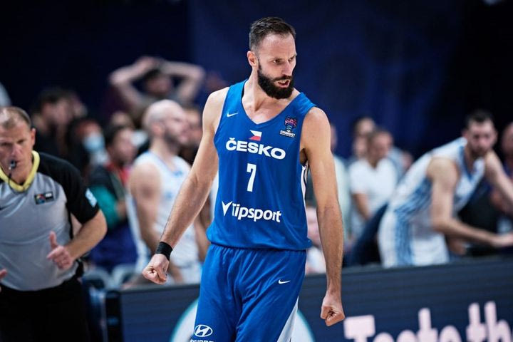Χρούμπαν: “Δεν είμαστε φαβορί στην Ελλάδα, δεν πρέπει να φοβηθούμε τους παίκτες της EuroLeague”