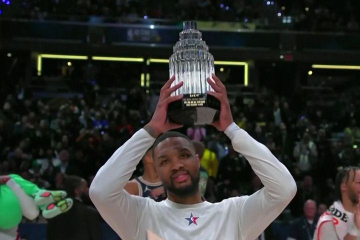 NBA All-Star Game 2024: MVP μέσα σε αποδοκιμασίες ο Λίλαρντ, το κοινό ήθελε τον “δικό” του Χαλιμπάρτον
