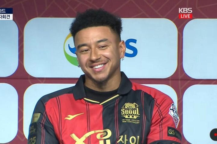 Ο Λίνγκαρντ υπέγραψε στην FC Seoul για δύο χρόνια με πάνω από ένα εκατ. ευρώ ετησίως
