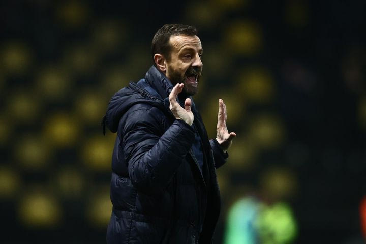 Μάντζιος: “Αφιερωμένη η νίκη στον κόσμο, μας έλειψε πολύ”