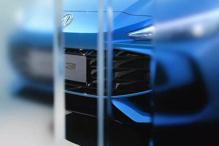 Οι δύο μεγάλες πρεμιέρες της φετινής έκθεσης της Γενεύης