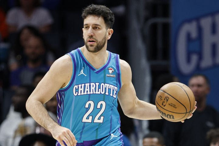 Ο προπονητής των Χόρνετς έκοψε την όρεξη των Ευρωπαίων για Μίτσιτς και Ποκουσέβσκι