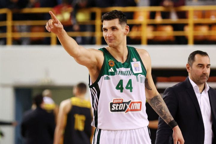 Παναθηναϊκός AKTOR – ΑΕΚ Betsson 79-72: Στα ημιτελικά του Κυπέλλου ΟΠΑΠ με κορυφαίο τον Μήτογλου