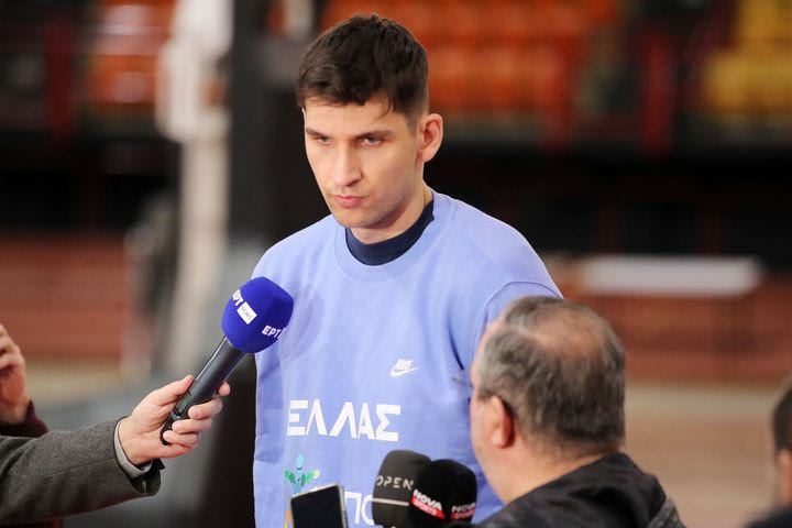 Μήτογλου: “Υπάρχει μια καινούργια αύρα στην Εθνική, είμαστε πεινασμένοι για διακρίσεις”