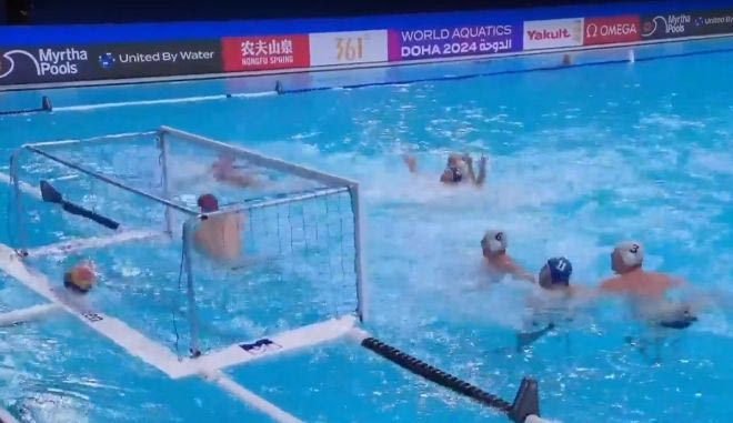 Το buzzer beater του Νίκου Γκίλλα για το 2-1