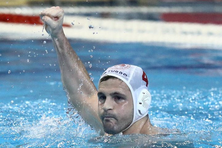 Ολυμπιακός – Νόβι Μπέογκραντ 9-6: Οι ερυθρόλευκοι έκλεισαν με νίκη τη σεζόν, τρίτη θέση στο Final Four του Champions League