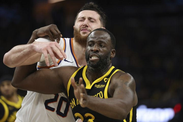 NBA, η κόντρα του Νούρκιτς με τον Γκριν συνεχίζεται: “Δεν αξίζει 2η ευκαρία, θέμα χρόνου να χτυπήσει κάποιον πάλι”