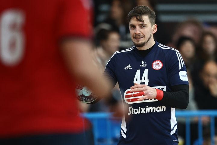 Handball Premier: Ξέσπασε ο Ολυμπιακός, επεισοδιακή νίκη για τον ΠΑΟΚ