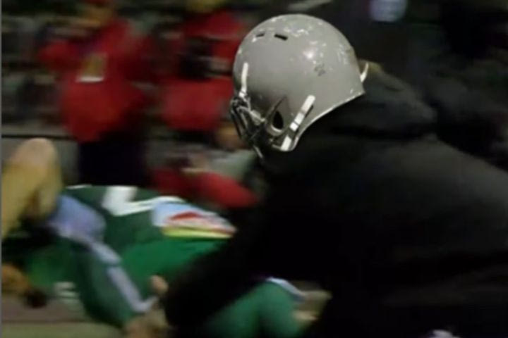 Ο Παναθηναϊκός έβαλε κράνος NFL στον Τόμας: “Καρλαύτη, πώς σου φαίνεται;”