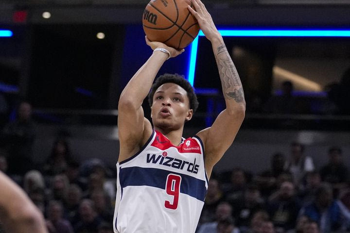 NBA: Οι Μιλγουόκι Μπακς απέκτησαν και τον Ράιαν Ρόλινς