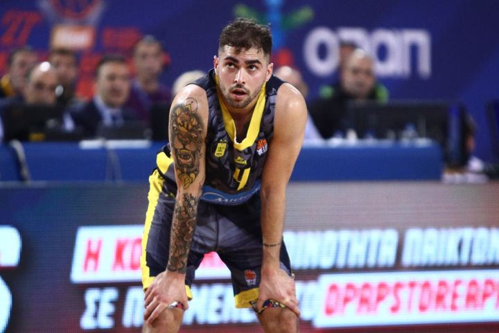 Τολιόπουλος: “Δίνουμε και την ψυχή μας για την ομάδα”