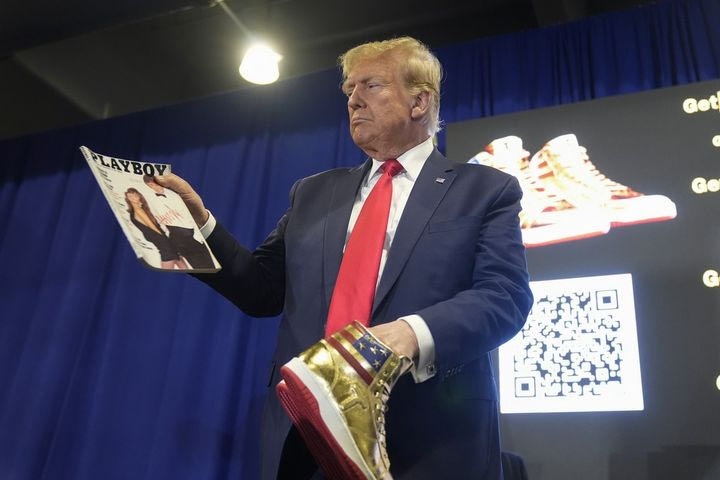 O Donald Trump σχεδίασε τα πιο κακόγουστα sneakers που έχεις δει ποτέ