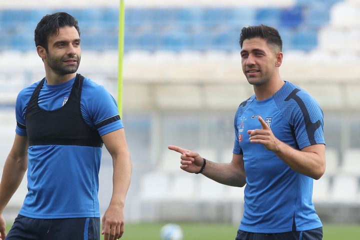 Το μήνυμα στήριξης του Τζαβέλλα για τον Μπακασέτα: “Αρχηγός και ενωμένοι”