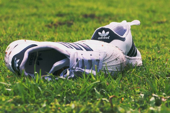 Sneakers της Adidas σε οικονομική τιμή για όλη την ώρα