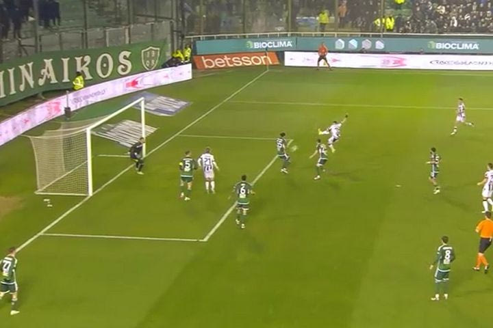 Ο Ζίβκοβιτς με εναέριο πλασέ έκανε το 1-0 για τον ΠΑΟΚ απέναντι στον Παναθηναϊκό