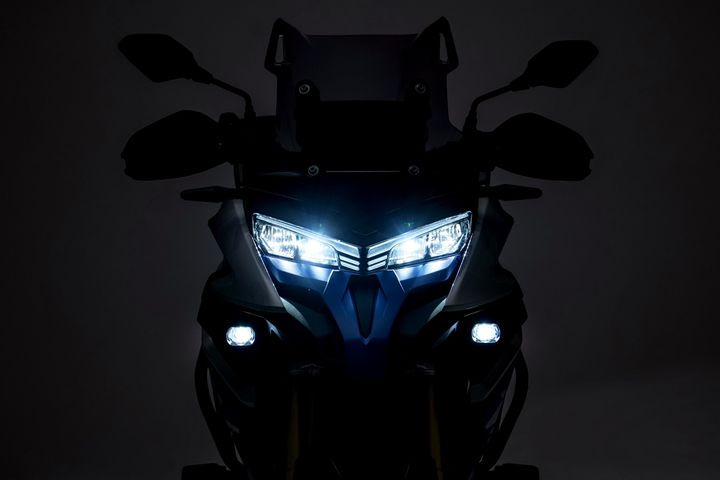 Έτοιμη να κάψει καρδιές η Voge DS525X στην έκδοση Black Knight που έρχεται σε τιμή- έκπληξη