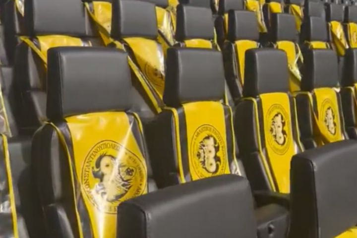 ΑΕΚ: Οι επετειακές σημαίες έτοιμες στα καθίσματα της OPAP Arena