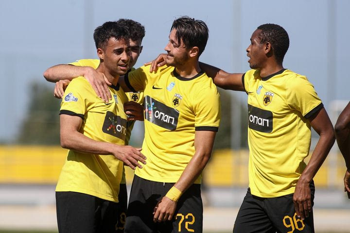 Super League 2: Η ΑΕΚ Β’ έκοψε το τρίποντο της ΑΕΛ στο 90+4′, ισοπαλία στο Ηρακλής – Κοζάνη