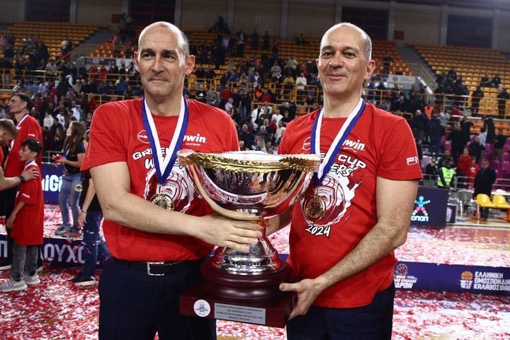 ΚΑΕ Ολυμπιακός: “Όλα όσα γράφονται για μεταγραφές, υπογραφές, σχέδια και συμφωνίες δεν ευσταθούν”