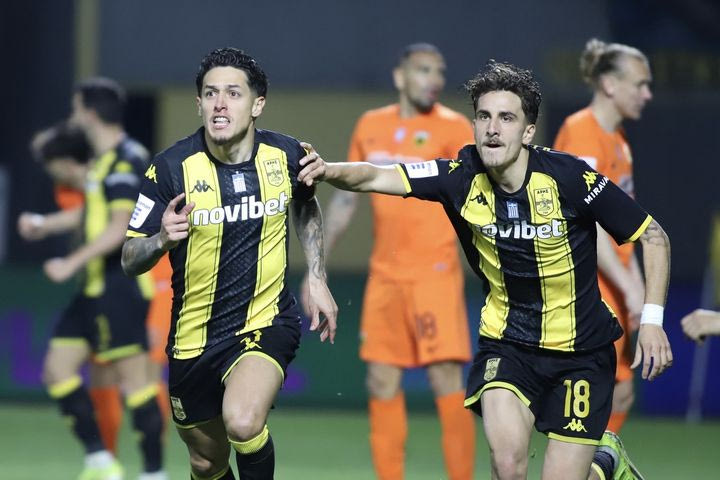 Άρης – ΑΕΚ 3-3: Επτάψυχοι οι Θεσσαλονικείς πήραν την ισοπαλία στο 97′ και έριξαν την Ένωση από την κορυφή