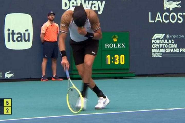 Ο Μπερετίνι κόντεψε να λιποθυμήσει την ώρα του αγώνα με τον Μάρεϊ