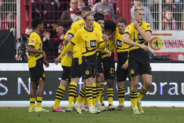 Bundesliga: Ντόρτμουντ και Λειψία συνεχίζουν το κυνηγητό