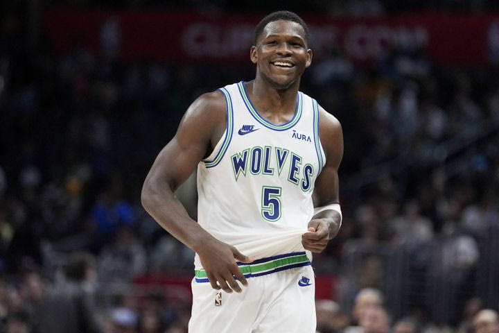 NBA, τα αποτελέσματα της βραδιάς: Οι Μάτζικ λύγισαν τους Σέλτικς, οι Καβαλίερς συνέτριψαν τους Γουίζαρντς, κεφάτος Έντουαρντς για τη Μινεσότα