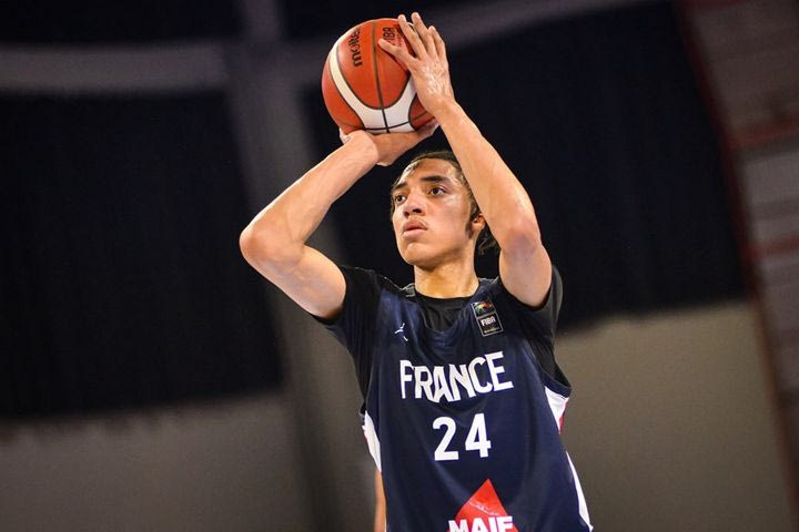 Μυθικό stat-line από τον 17χρονο Νόα Εσένγκ που κατέκτησε το ANGT στο Ντουμπάι