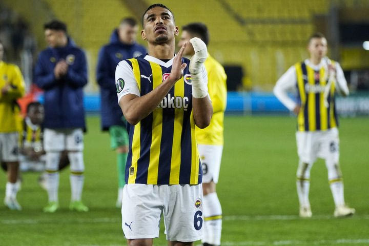 Φενέρμπαχτσε: Κανονικά το Super Cup με Γαλατάσαραϊ, πριν από το πρώτο ραντεβού της με Ολυμπιακό