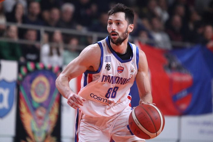 Elite League: Ο Πανιώνιος υπέταξε τον Πανερυθραϊκό με πρωταγωνιστές Γκίκα – Μιλεντίγιεβιτς και διατηρήθηκε στην κορυφή