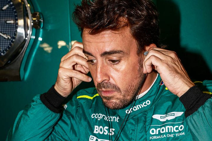 Γιατί οι αγωνοδίκες του GP Αυστραλίας κάλεσαν τον Αλόνσο για το ατύχημα του Ράσελ