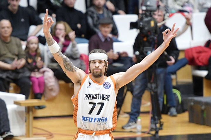 Το νικητήριο καλάθι του Χέιλ στα 13.3″ πριν το τέλος του Προμηθέας – Μούρθια