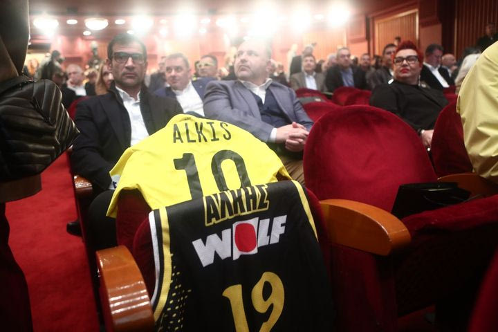 Άρης: Ρίγη συγκίνησης στο εορτασμό των 110 ετών για τον Άλκη Καμπανό