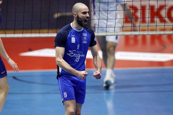 Volley League ανδρών: Ο Φοίνικας μία νίκη μακριά από την παραμονή του στην πρώτη κατηγορία, η Κηφισιά κέρδισε άνετα τον Πήγασο
