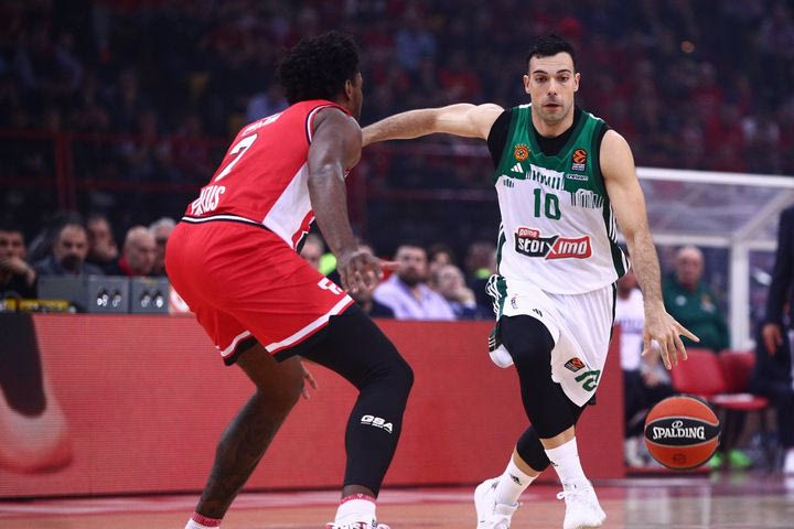 Η τούρλα των αλλαγών και η κόκκινη πανοπλία