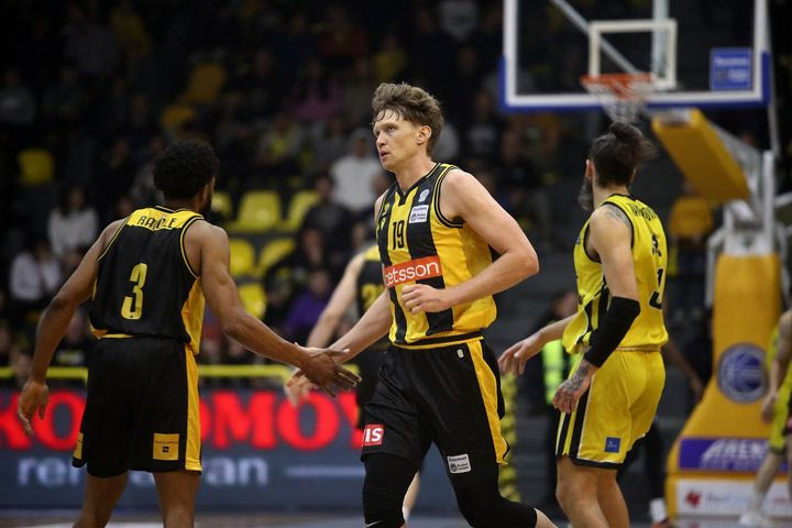 Μαρούσι – ΑΕΚ Betsson: Πέρασε από το Μαρούσι με οδηγό τον Κουζμίνσκας και βλέπει εξάδα