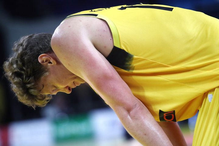 ΑΕΚ Betsson – Χάποελ Χολόν 108-112: Η 40άρα του Κουζμίνσκας πήγε στα σκουπίδια, με την Ένωση να γνωρίζει οδυνηρό αποκλεισμό μετά από τρεις παρατάσεις