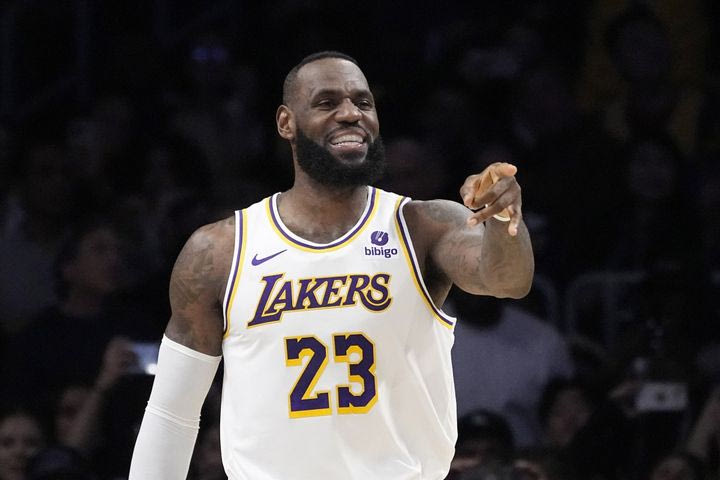 NBA: Οι Λέικερς είναι έτοιμοι να προσφέρουν στον ΛεΜπρόν Τζέιμς συμβόλαιο αξίας 160 εκατ. δολαρίων