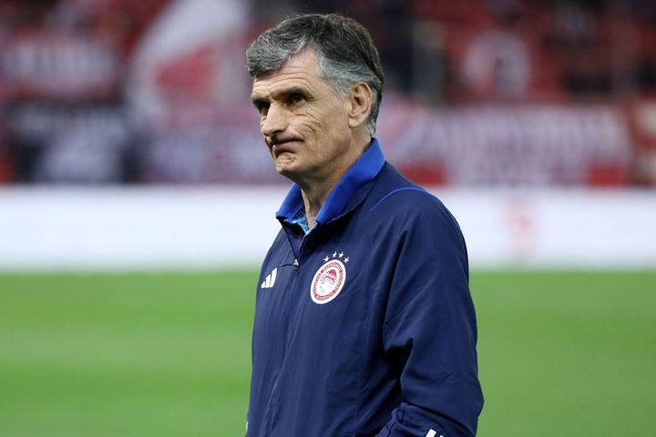 Ολυμπιακός: Το 4-4-2 του Μεντιλίμπαρ εξαφάνισε τον Ελ Κααμπί και μεγέθυνε τα αμυντικά προβλήματα