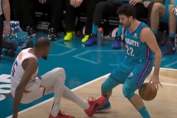 NBA: Μαγικός Μίτσιτς στο Top-10, στην κορυφή ο Τζόνσον
