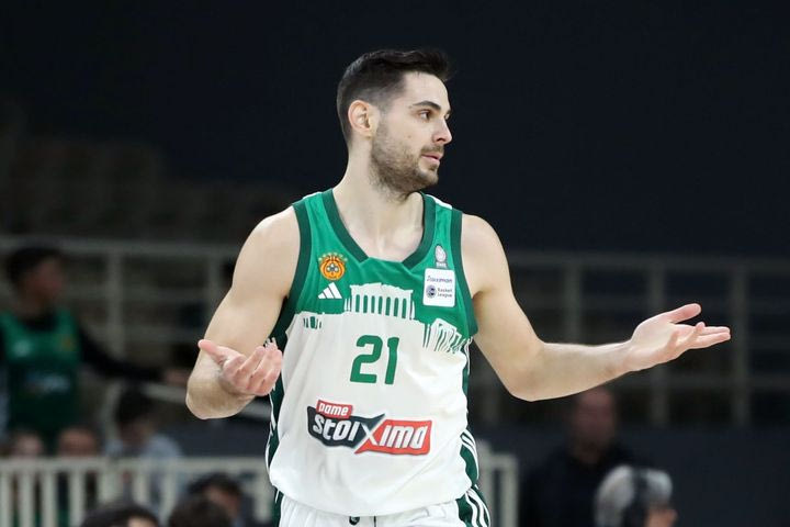 Παπαπέτρου: “Δεν είμαι ευχαριστημένος με τον εαυτό μου, νιώθω ότι μπορώ να προσφέρω πολλά παραπάνω”