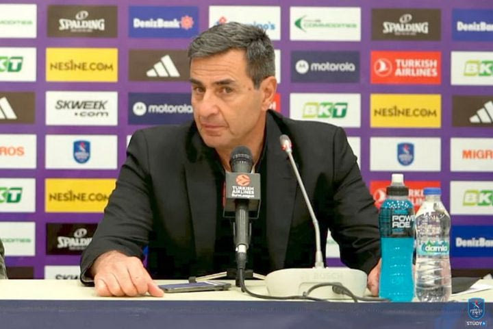 Ο Χρήστος Παππάς αντικατέστησε τον Γιώργο Μπαρτζώκα στη συνέντευξη Τύπου: “Έχουμε αγώνα σε δύο ημέρες”