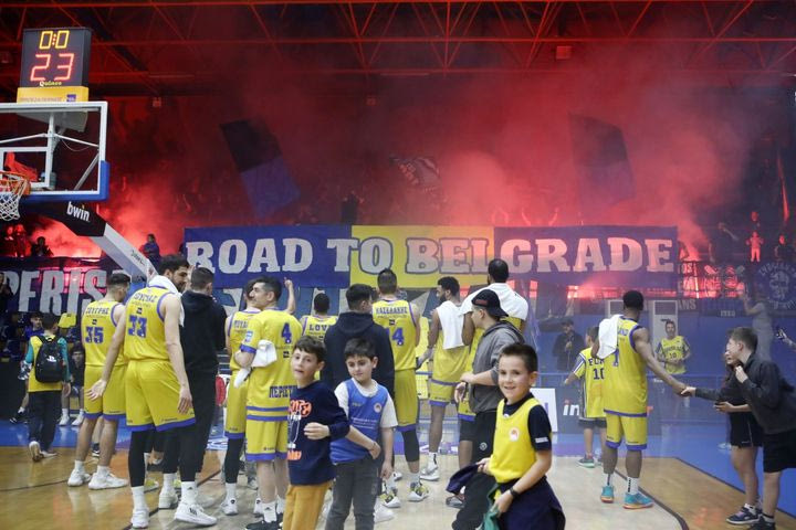 Οι οπαδοί του Περιστερίου bwin ζητούν το τρόπαιο στο BCL