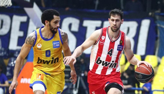 Τα highlights από την εκτός έδρας νίκη του Ολυμπιακού απέναντι στο Περιστέρι bwin