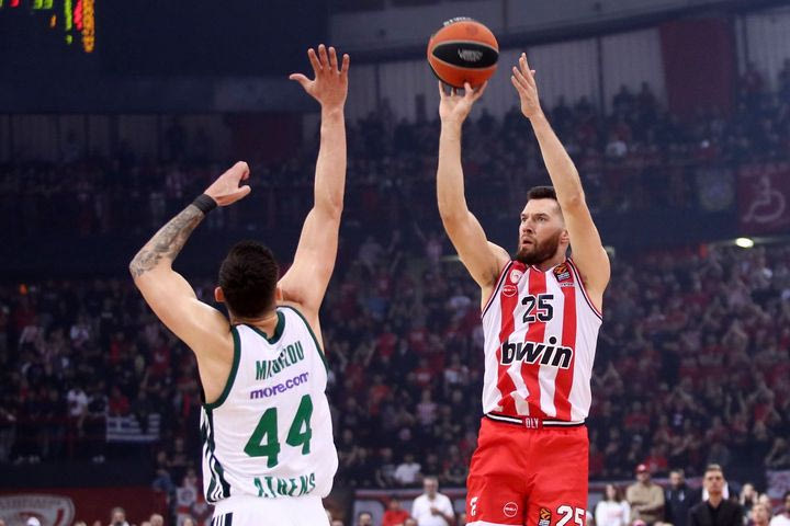 Γιατί στην βαθμολογία της EuroLeague ο Παναθηναϊκός AKTOR είναι τέταρτος και ο Ολυμπιακός πέμπτος