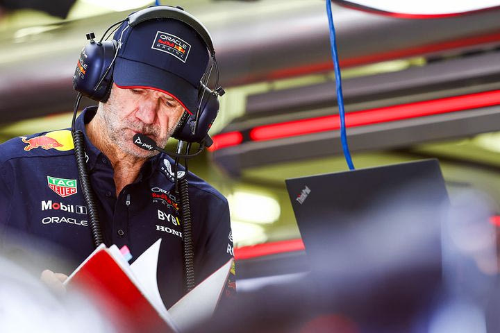 Πώς εμπλέκεται ο Νιούι στον “πόλεμο ισχύος” της Red Bull Racing