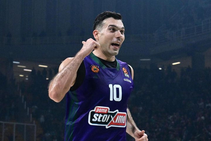 Σλούκας: “Χρειαζόμαστε ένα κλικ ώστε από καλή ομάδα, να γίνουμε πρωταθληματική ομάδα”