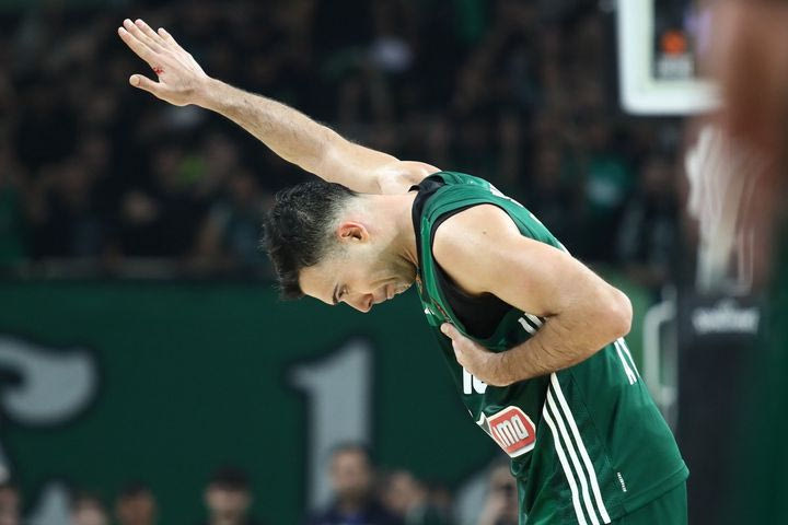 Δημήτρης Γιαννακόπουλος σε Κώστα Σλούκα: “Ηγέτης”