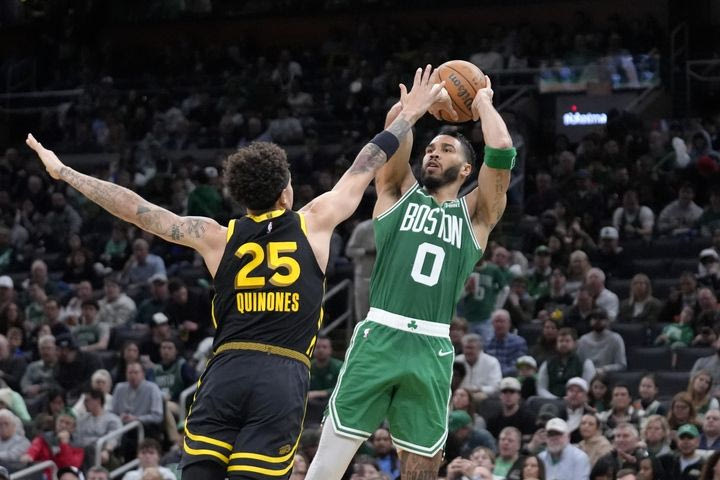 NBA: Διαστημικοί Σέλτικς, συνέτριψαν τους Γουόριορς με διαφορά 52 πόντων για την 11η συνεχόμενη νίκη τους